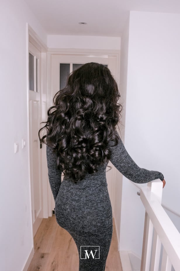 Big voluminous curls made with a large curling wand